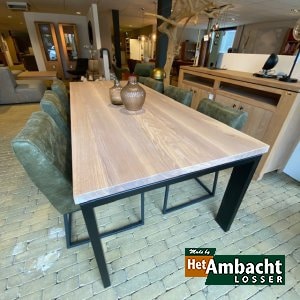 12×4 Zwart onderstel