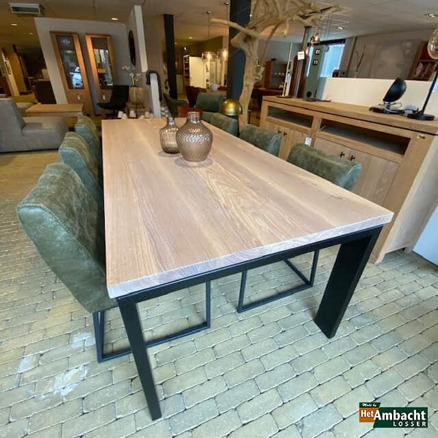 12×4 Zwart onderstel