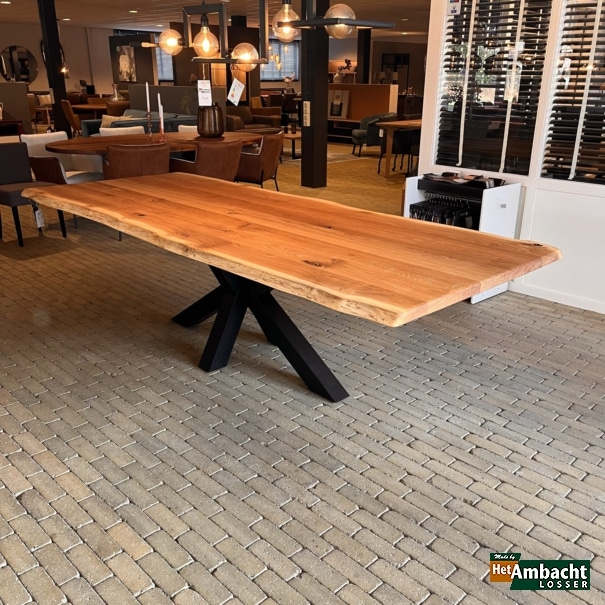 Boomstam eiken eettafel / Spinpoot 10x10