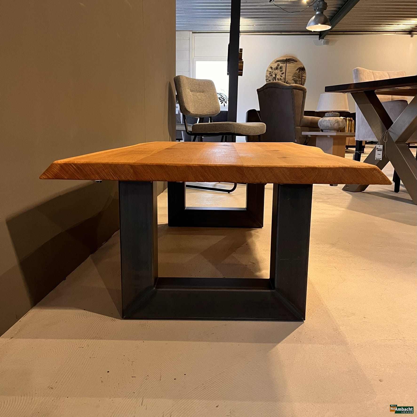 Boomstam eiken salontafel / U poot