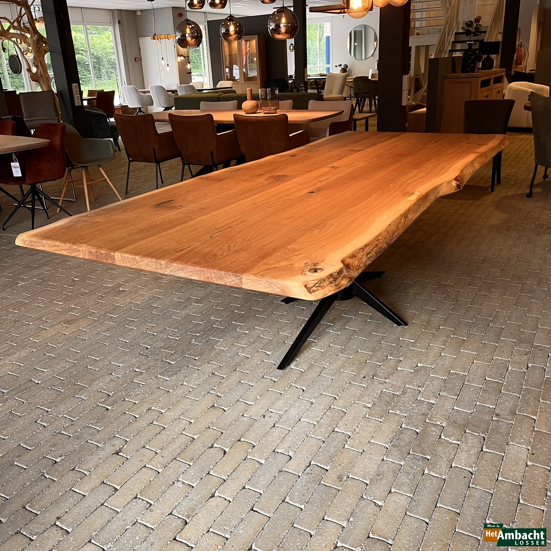 Eiken boomstamtafel 280×110 – Poot no.988