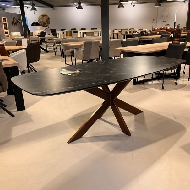 HPL Deens ovaal eettafel