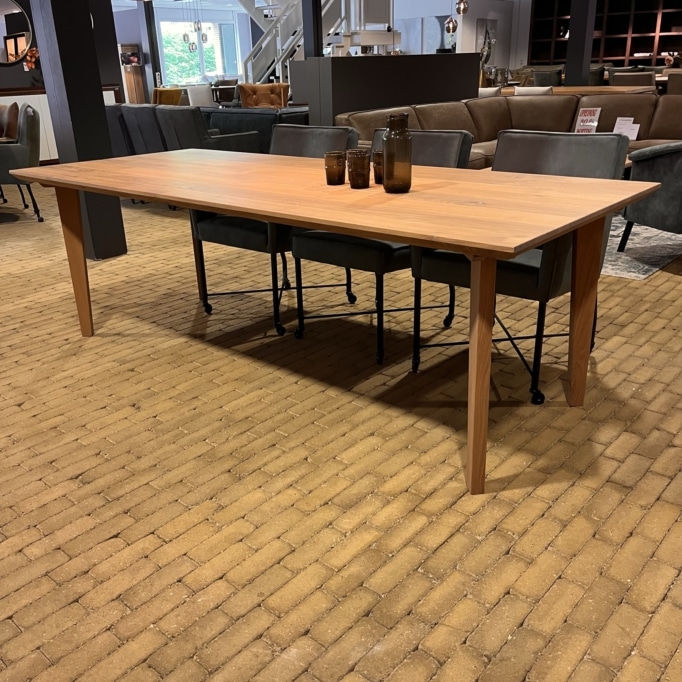 Kopenhagen eettafel rechte poot
