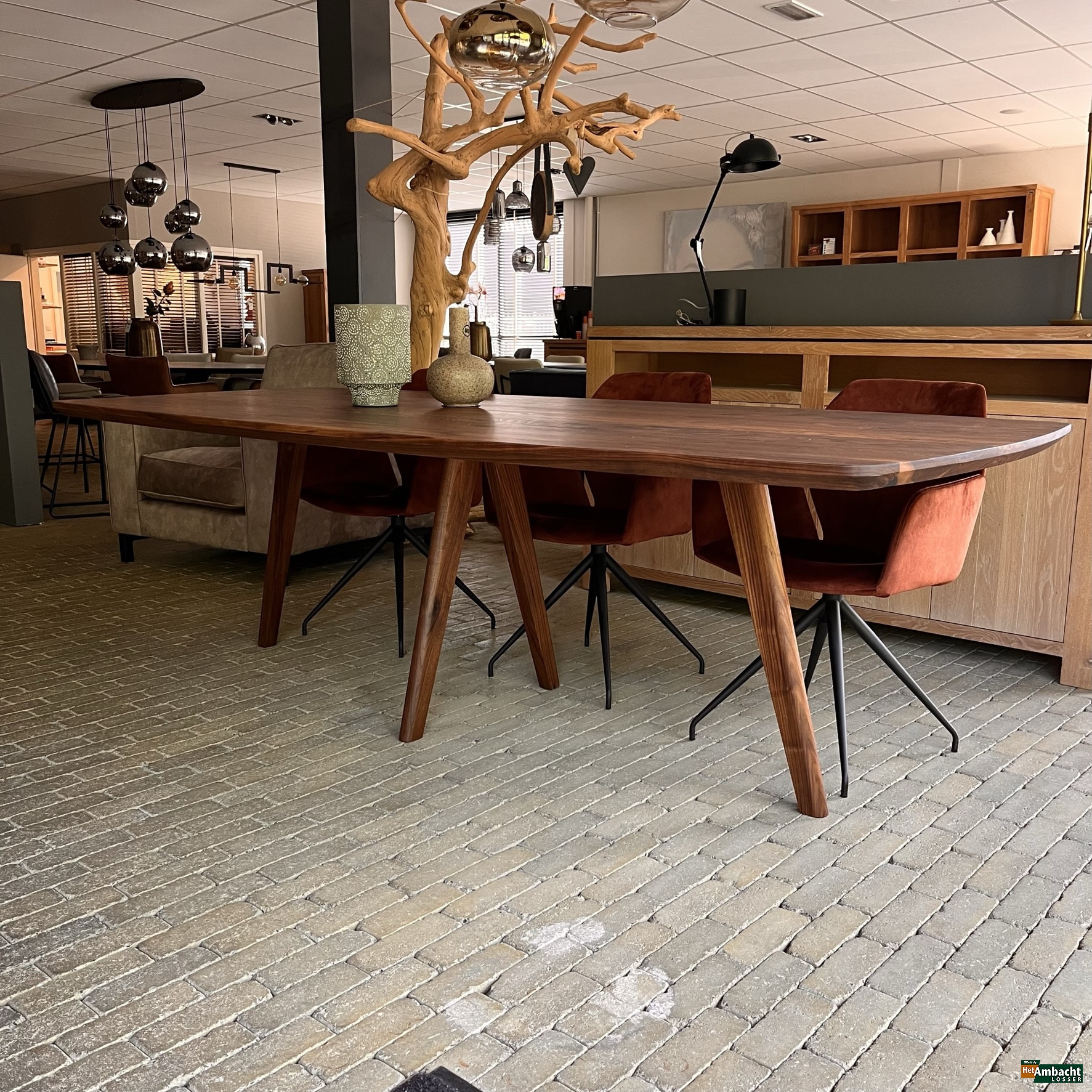 Kopenhagen noten eettafel Zweeds ovaal