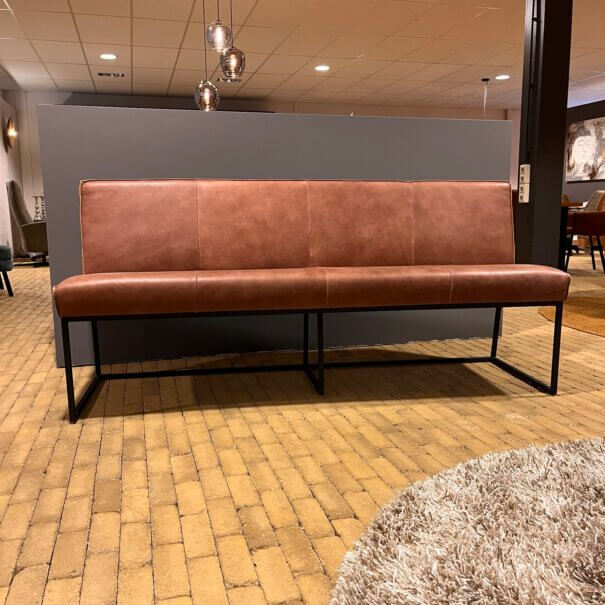 Lara eetkamerbank zwarte slede
