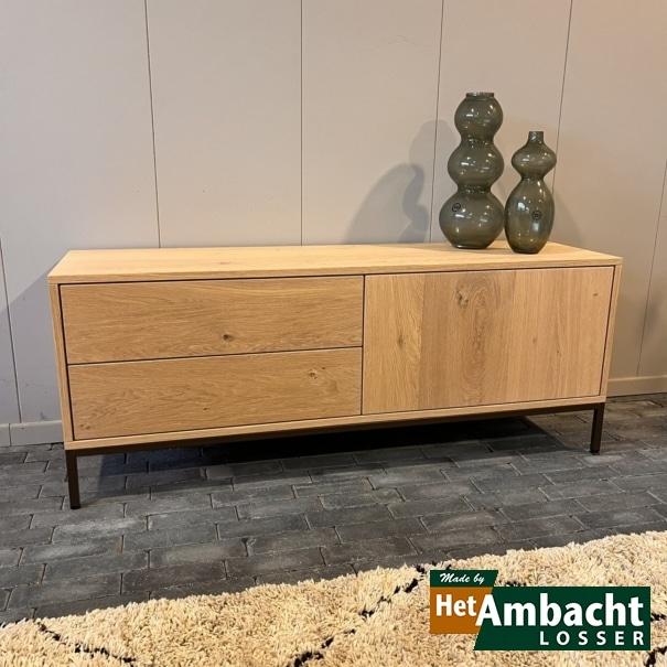 Lyon vlak-MetalWood TV dressoir – handgemaakt maatwerk eiken | Het Ambacht Losser