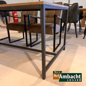 MetalWood eettafel