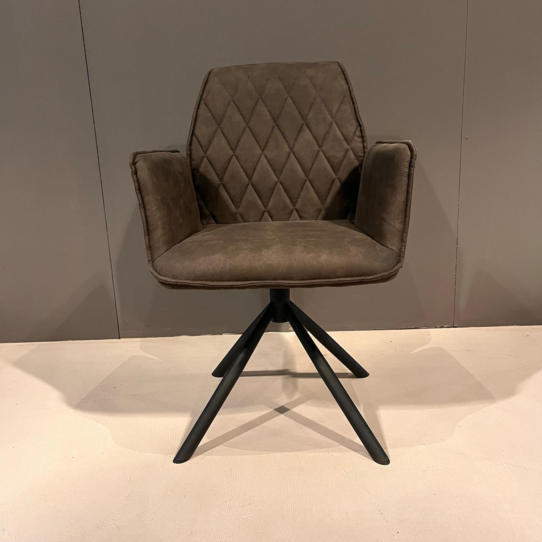 No.280 eetkamerstoel grey (1)
