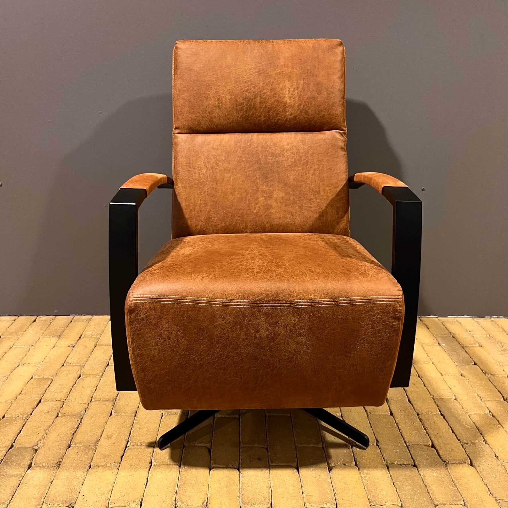 No.304 fauteuil microleer Colorado