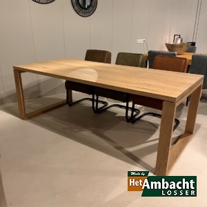 O eiken eetafel