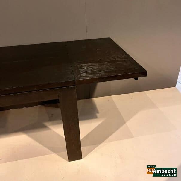 OPRUIMING Bordeaux eettafel eiken