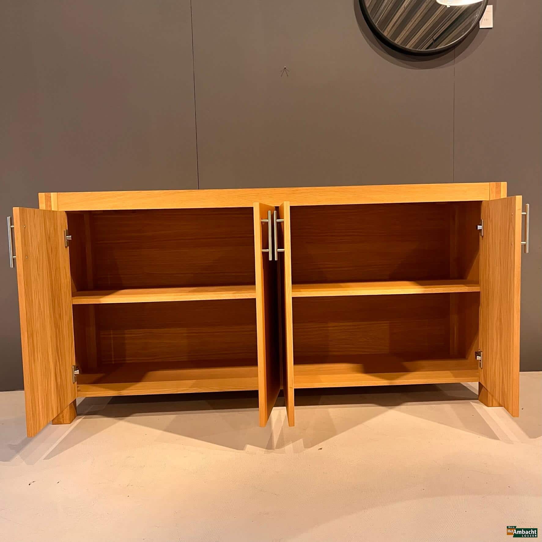 OPRUIMING Lille eiken dressoir 4-deurs
