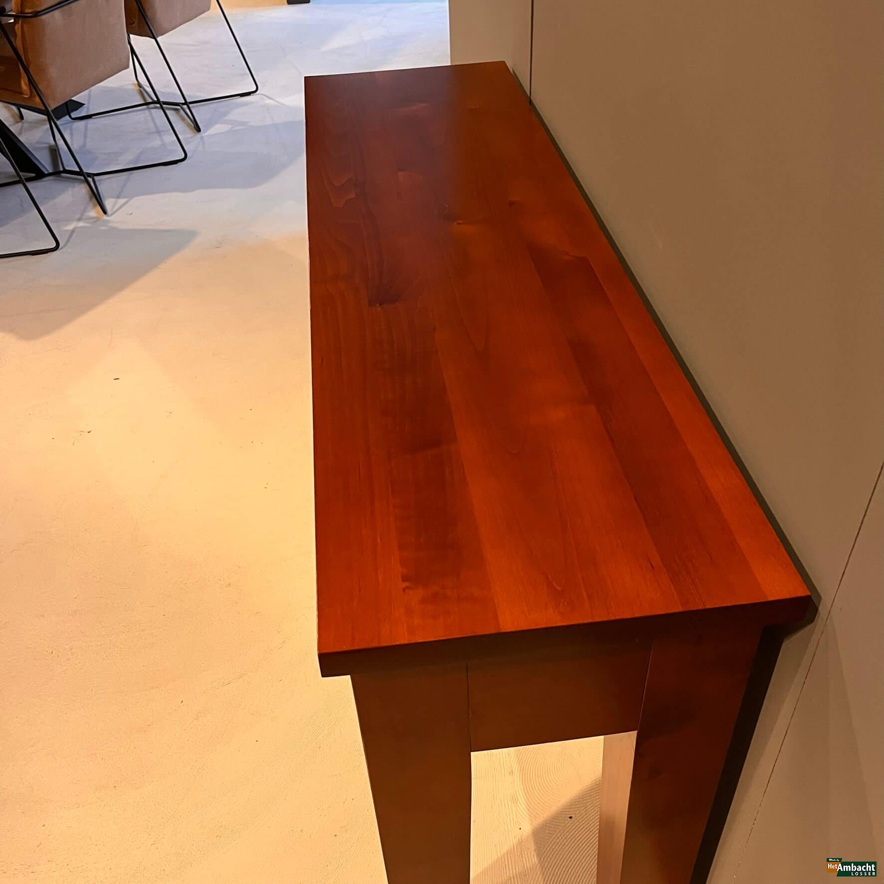 OPRUIMING Lyon kersen sidetable