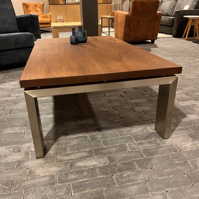 RVS 12x4 / eiken salontafel