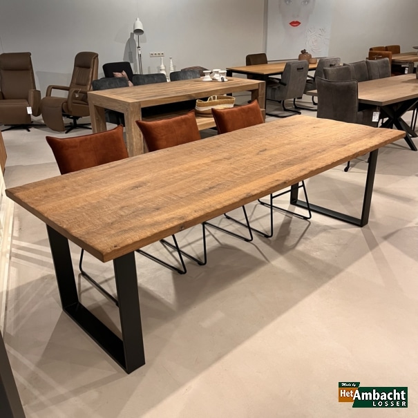 Rechthoekige eiken eettafel / Poot no.921