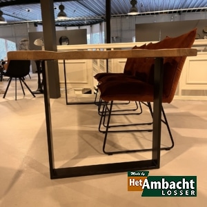Rechthoekige eiken eettafel – Poot no. 921