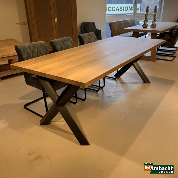 Rechthoekige eiken eettafel / Poot no.960