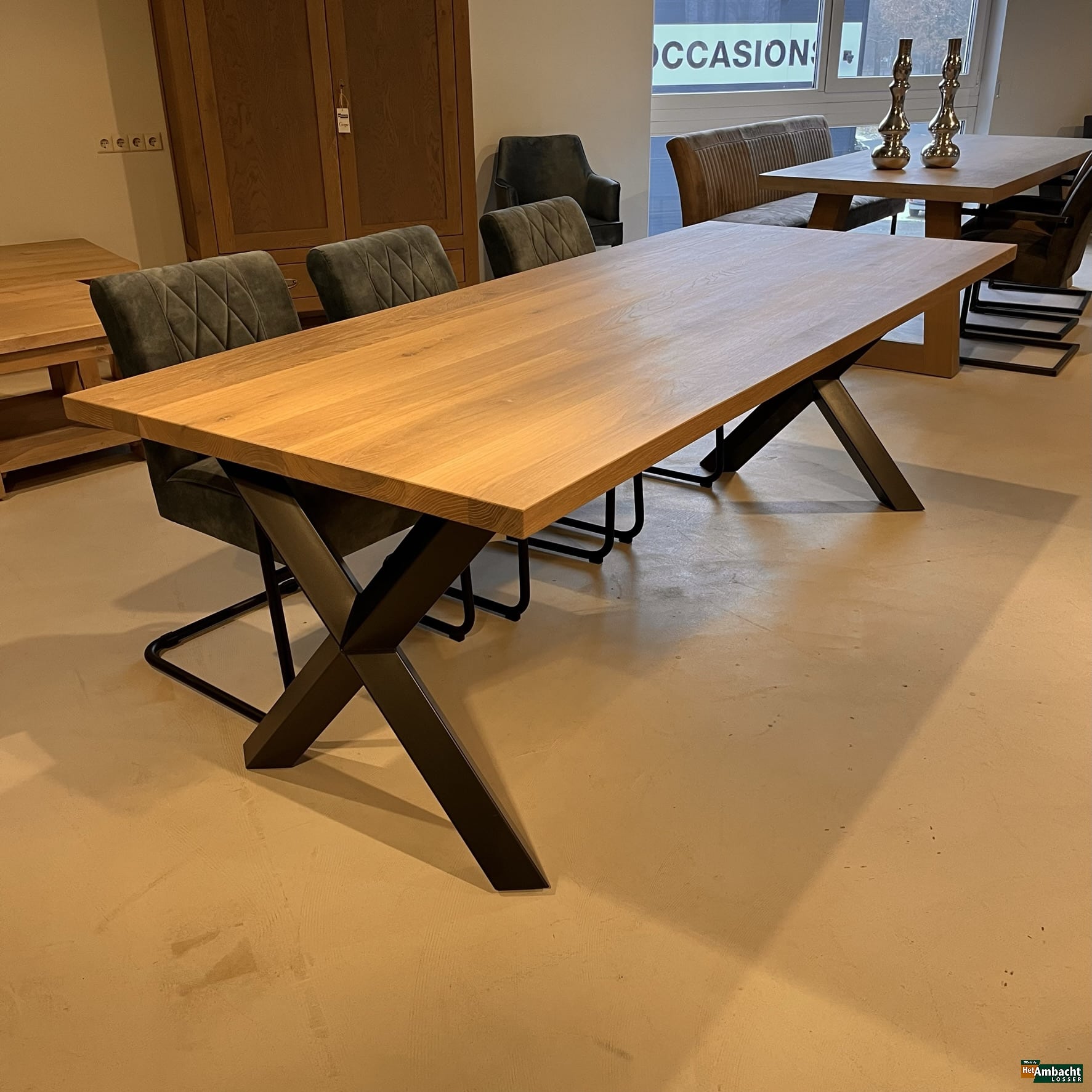 Rechthoekige eiken eettafel – Poot no. 960
