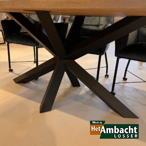 Rechthoekige eiken eettafel – Poot no. 961