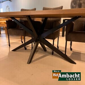 Rechthoekige eiken eettafel – Poot no.968