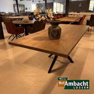 Rechthoekige eiken eettafel – Poot no.968