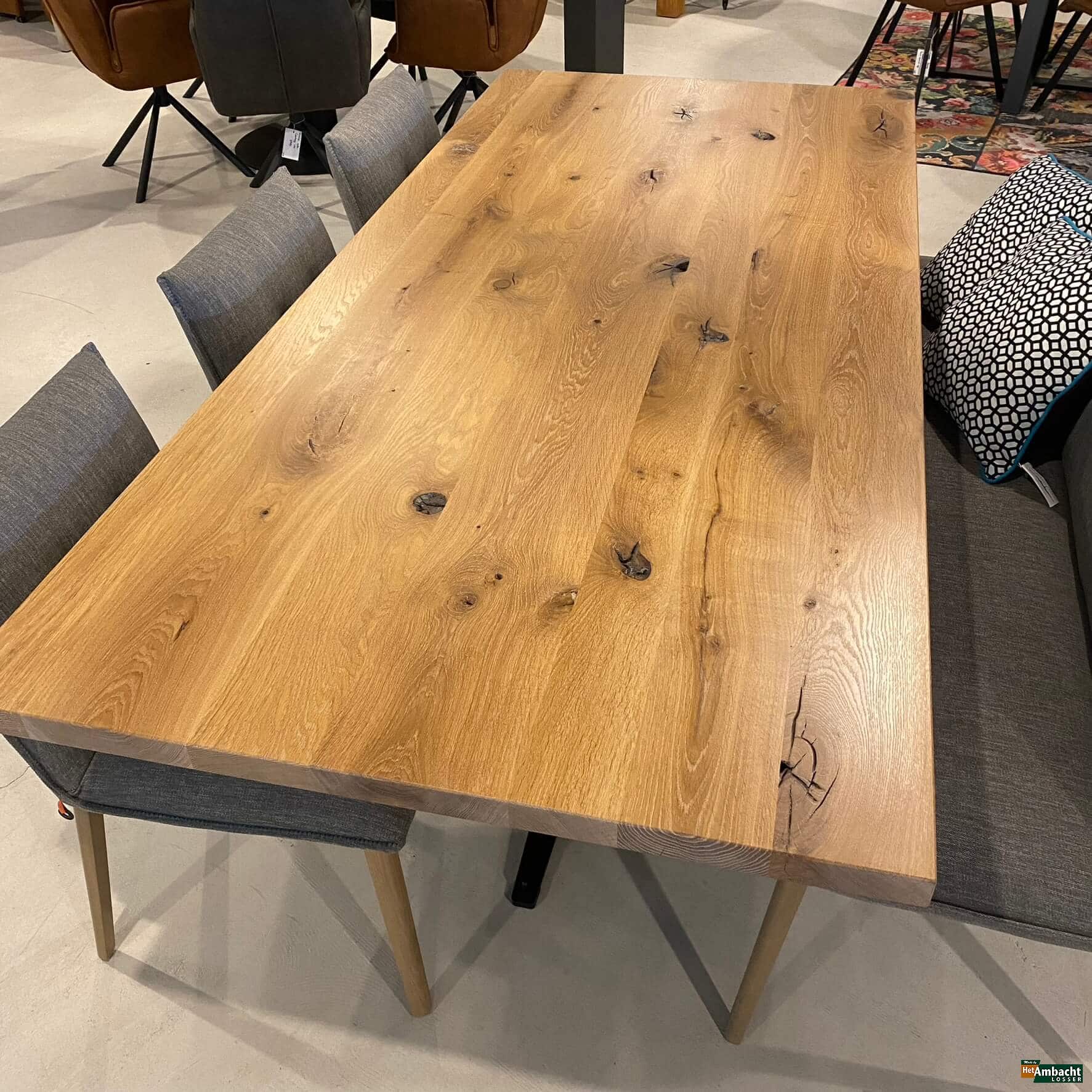 Rechthoekige rustiek eiken eettafel – Poot 969