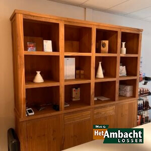 Robuust vakkenkast eiken rustiek