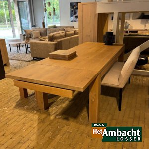 Strak eiken eettafel