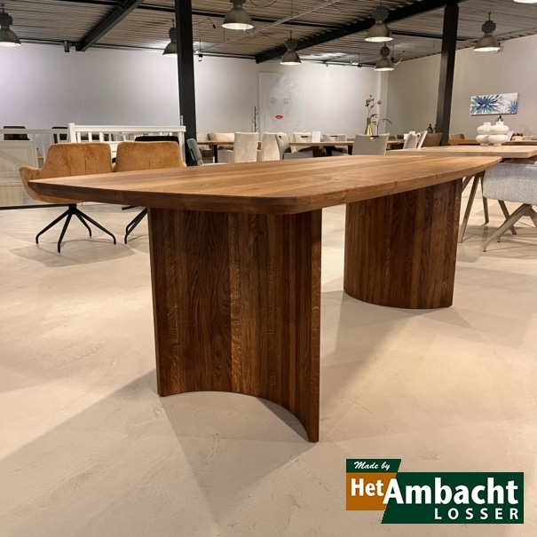 Zweeds Ovaal Eiken Eettafel 240 cm – Eiken Poot No.793 | Massief & Handgemaakt